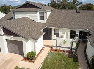 72 Lakepointe Cir, Kissimmee, FL 34743