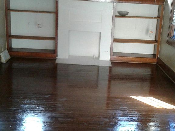 2nd image of 2419 E 67th Ter