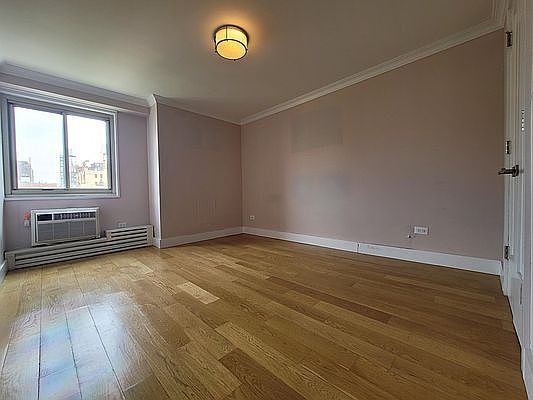 4th image of 70 W 93rd St APT 9D