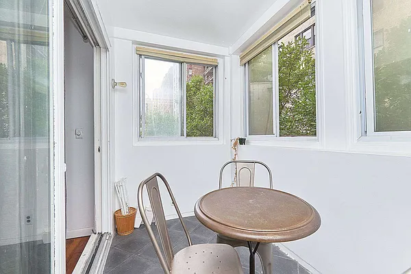 Rented by Keller Williams NYC | media 23