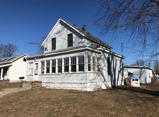 15 E Rice Ave, Tomahawk, WI 54487