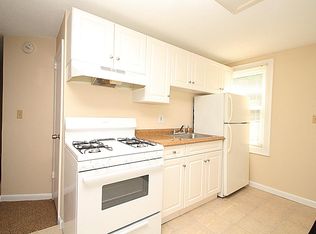 3926 Whitney Ave, Hamden, CT 06518