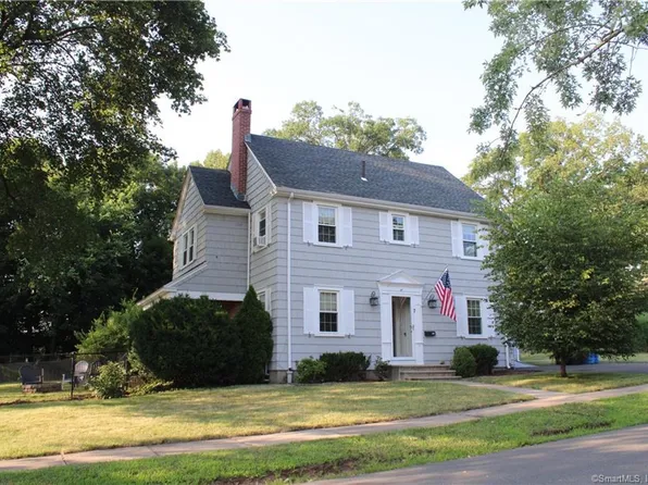 7 Ledyard Road, New Britain, CT 06053