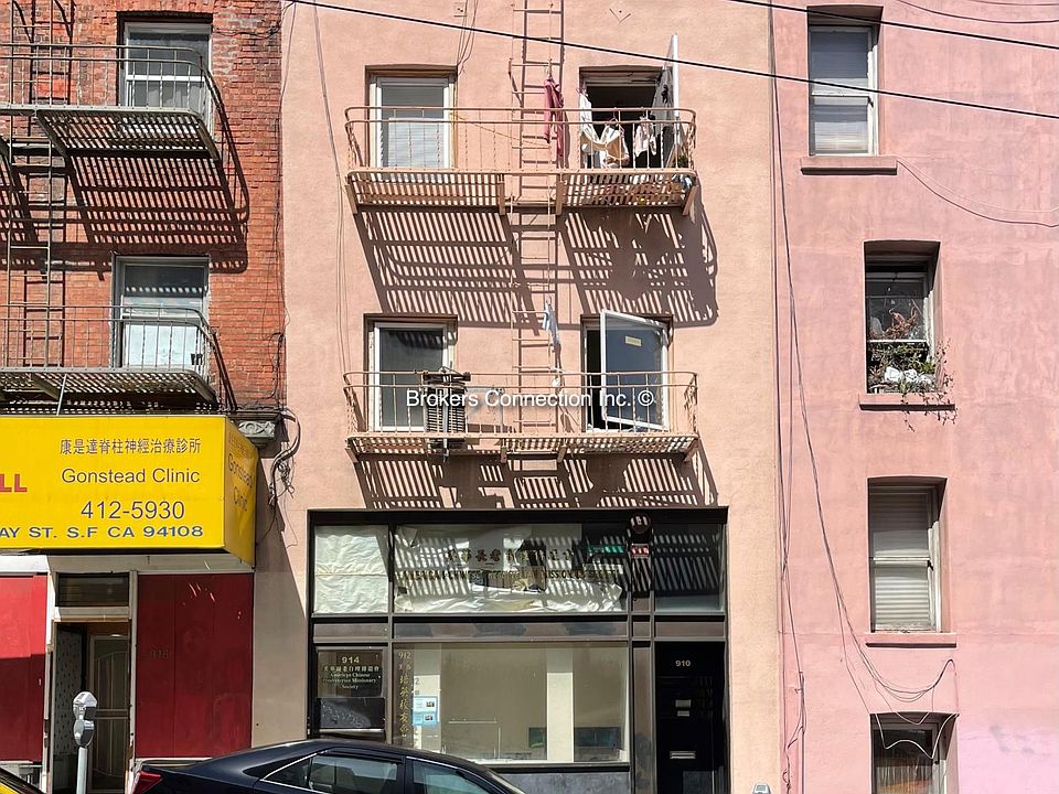 1st image of 910 Clay St #5