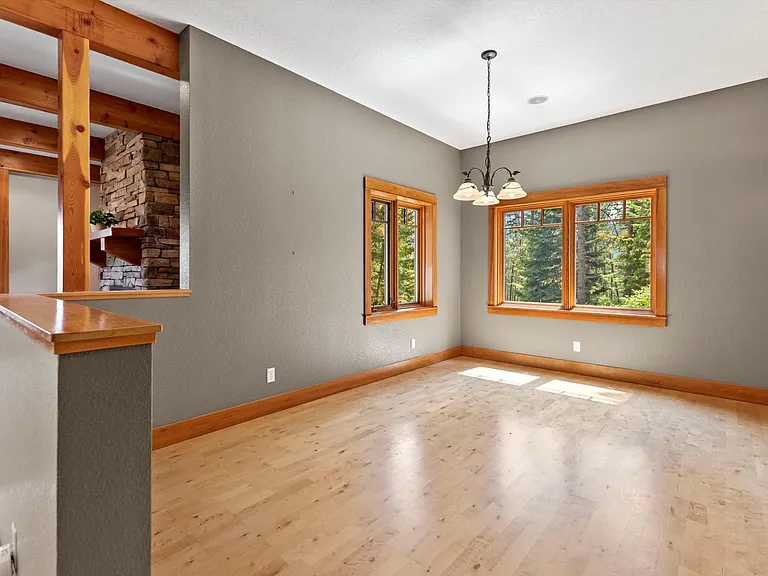 Forest Hill Ln — Photo 17