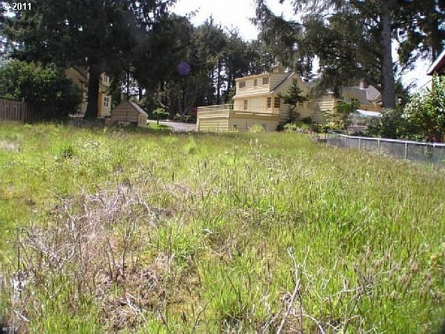 1st image of 1900 NW 39th St