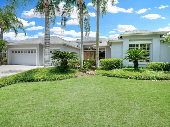 5303 Laurel Pointe Dr, Valrico, FL 33596