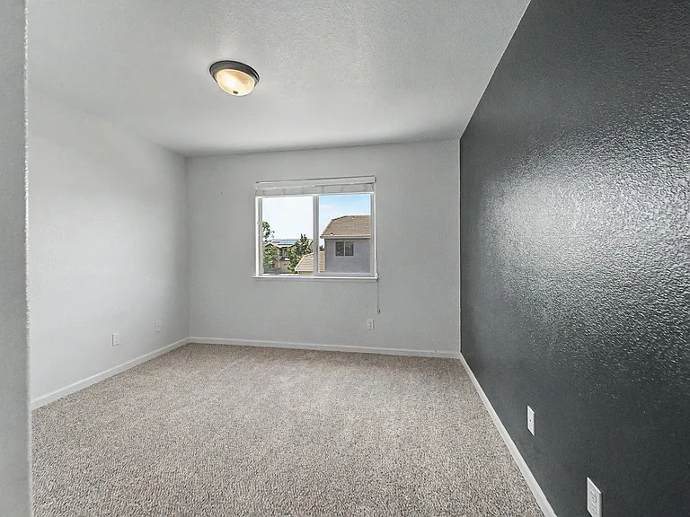 5590 Cobbler Ln — Photo 20