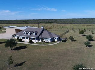 2754 Highway 80 #N, Nixon, TX 78140