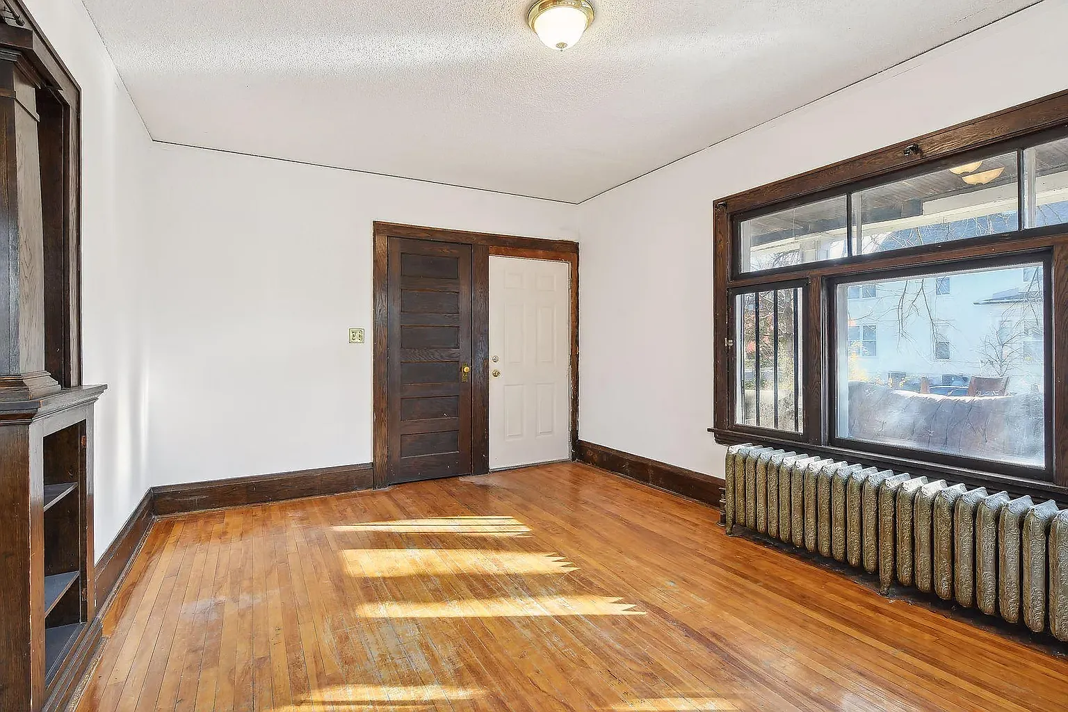 2 bed, 1100 sqft, $1,495 — Photo 2