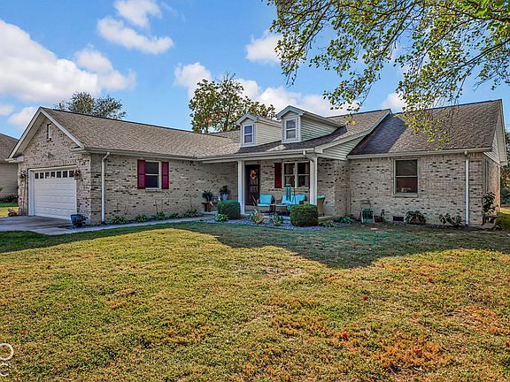 3rd image of 2151 Dogwood Trl