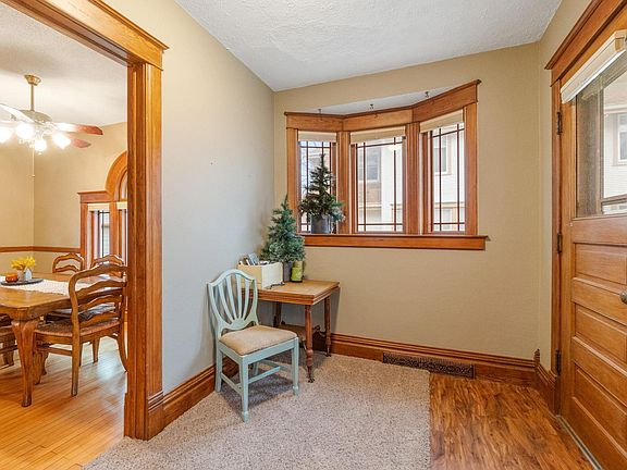 4th image of 618 1st Ave NW