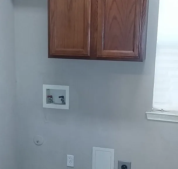 806 Elsa Ct — Photo 11