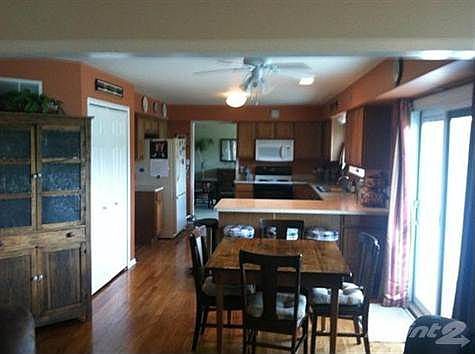 3rd image of 3006 Honeysuckle Dr