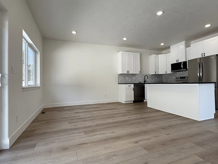 13301 E Alki Ave #1 — Photo 4