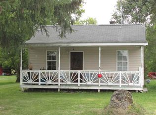 11068 N Fenton Rd, Fenton, MI 48430