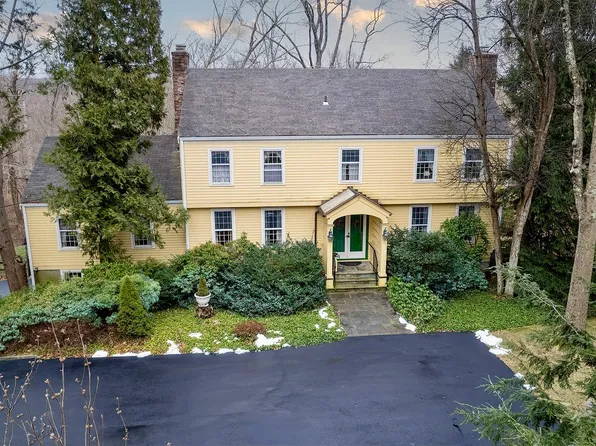 8 Fraser Road, Westport, CT 06880