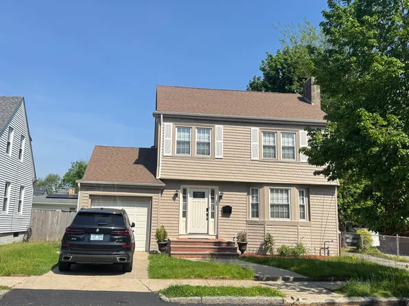 175 Canton St, Providence, RI 02908