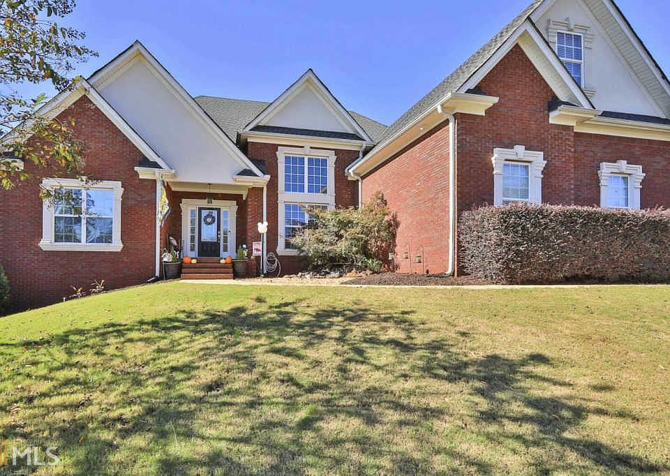 1st image of 184 Jaclaire Ln