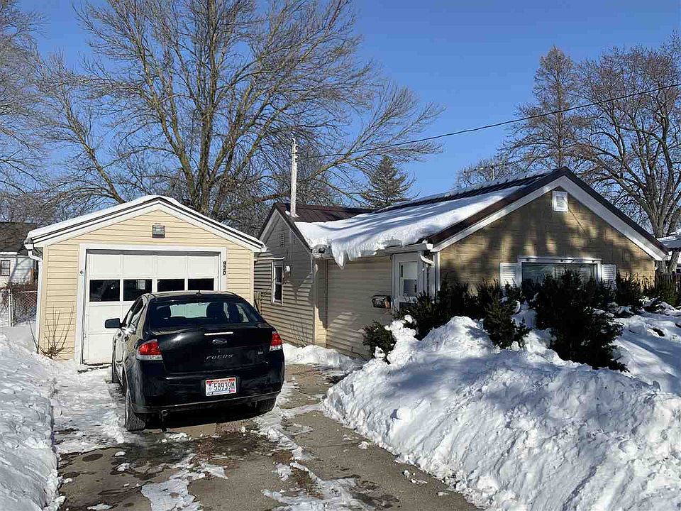 2nd image of 930 Langlade Ave