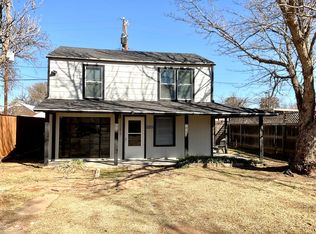 2004 30th St, Lubbock, TX 79411