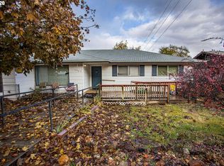 1903 W 13th St, The Dalles, OR