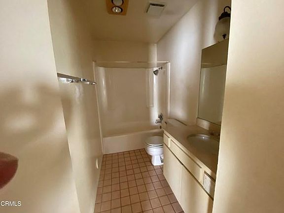 5th image of 2186 Chandler St