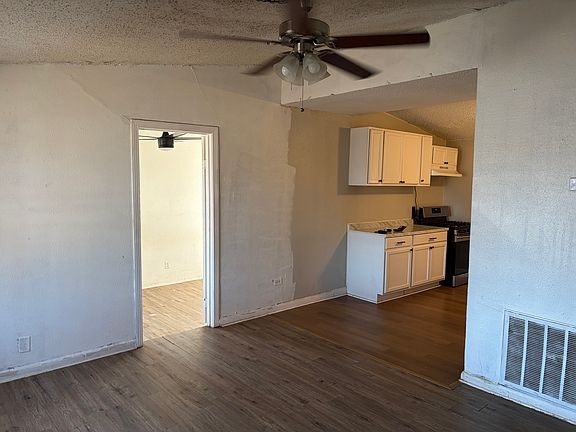 2nd image of 515 Overhill Dr