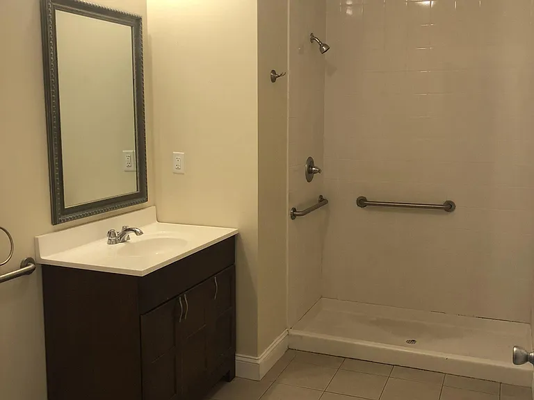 385 Palisade Ave #1B — Photo 3