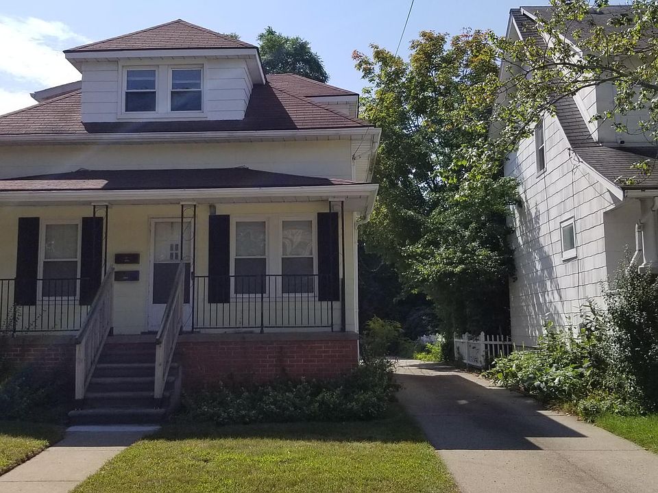 Front Elevation and Drive Way
