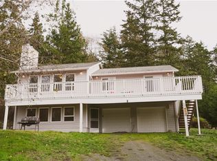 7282 Holiday Blvd, Anacortes, WA 98221
