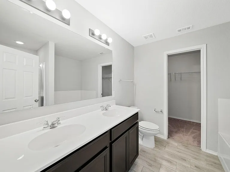 12042 Silver Lgt — Photo 28