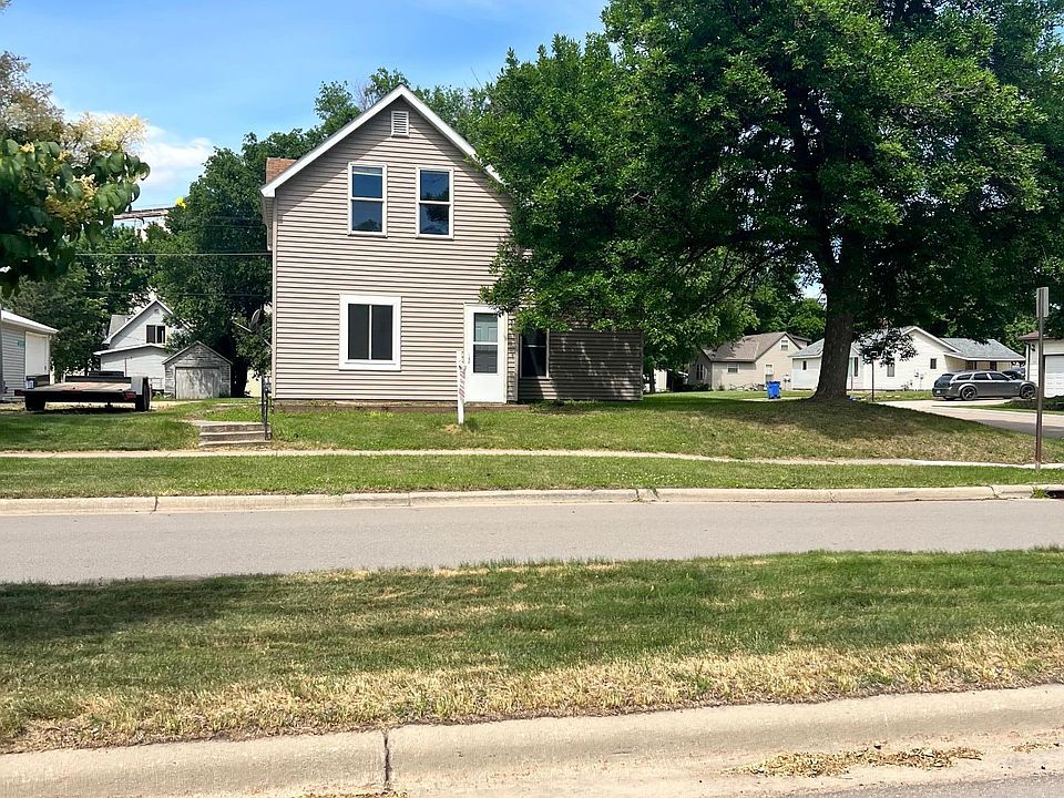 1st image of 310 6th St