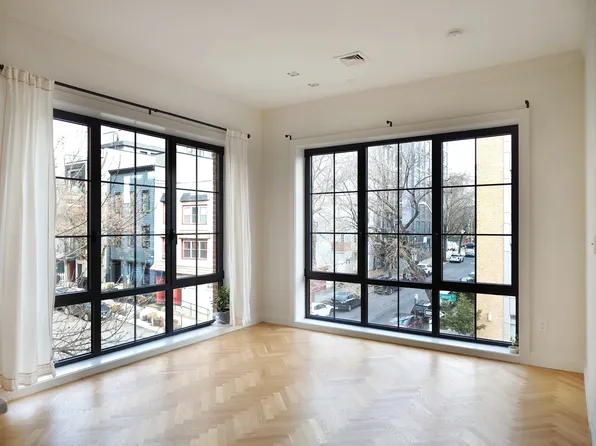 178 Concord St APT 3A, Brooklyn, NY 11201