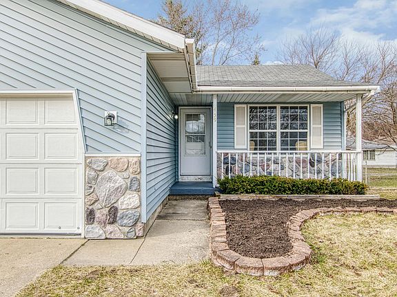 3rd image of 459 Madison Ct SE