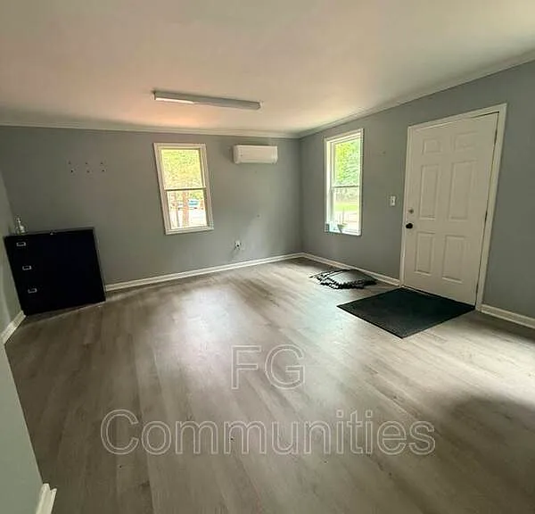 1914 Ridgewood Rd — Photo 8