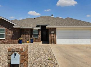 2320 Flagstone Dr, Clovis, NM 88101