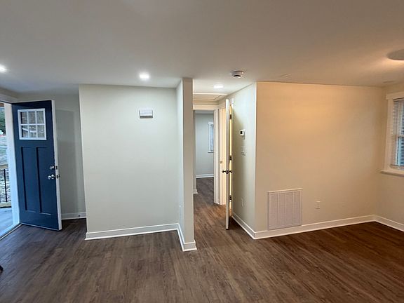 3rd image of 3419 Haywood Rd
