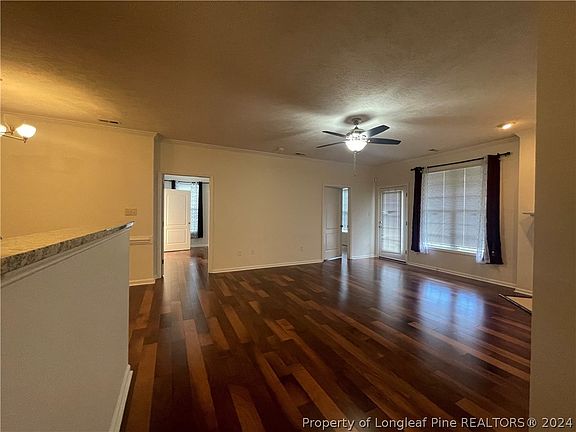 4th image of 1328 Kershaw Loop APT 103