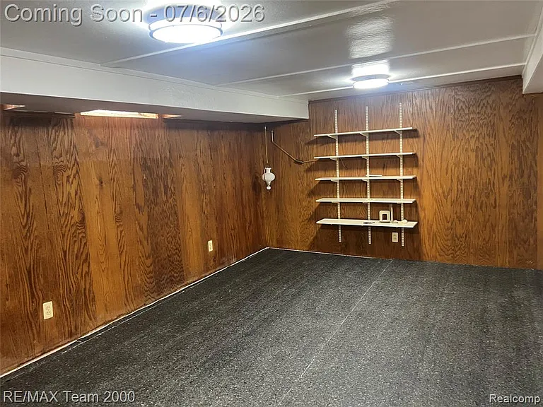 6880 Country Ln — Photo 9