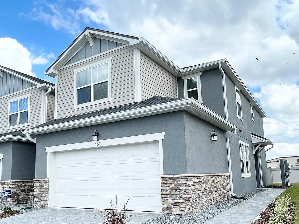 734 Spring Palms Loop