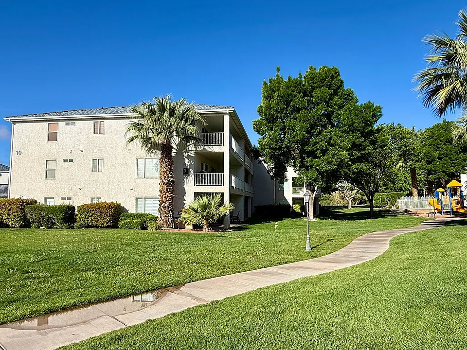 1845 W Canyon View Dr #1001