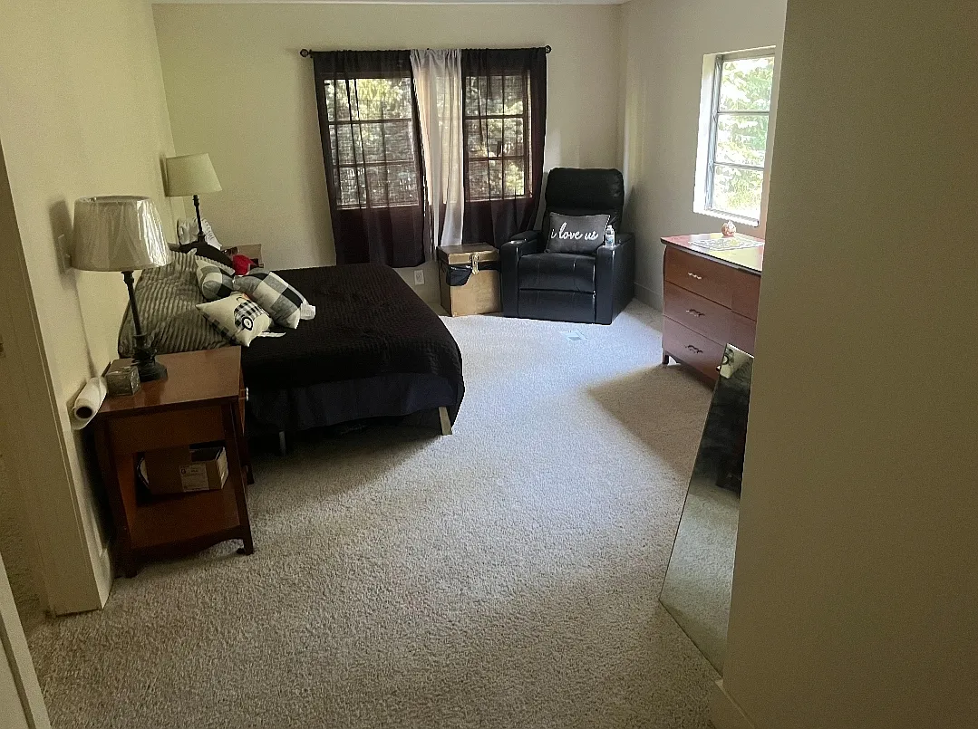 3 bed, 1368 sqft, $2,200 — Photo 3