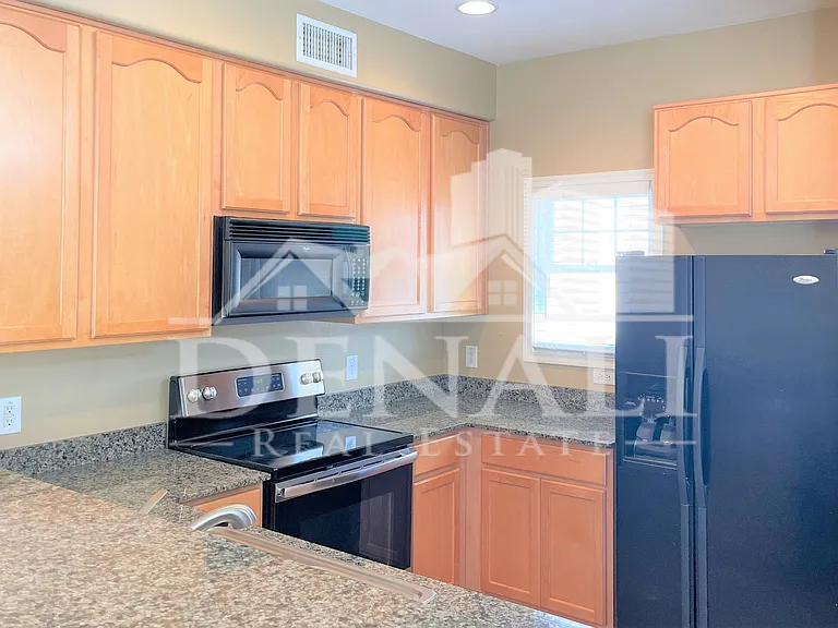 4321 E Jasper Dr — Photo 3