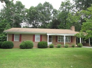 707 Circle View Rd, Luray, VA 22835