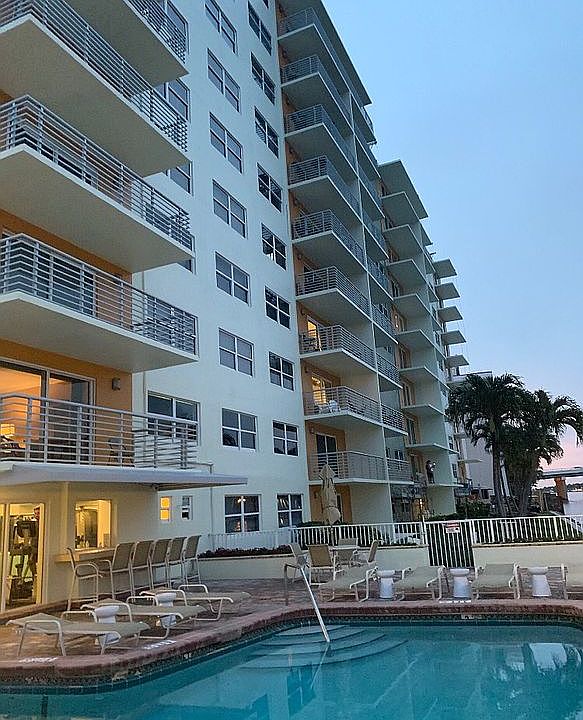 1st image of 2900 NE 30th St APT 9K