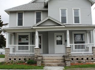 202 1/2 Kilbourne St, Bellevue, OH 44811