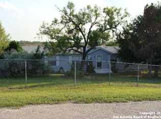 111 County Road 459, Hondo, TX 78861
