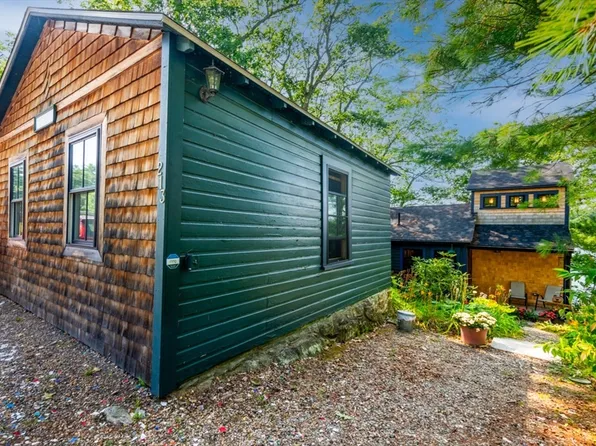 213 Ashby Rd, Ashburnham, MA 01430