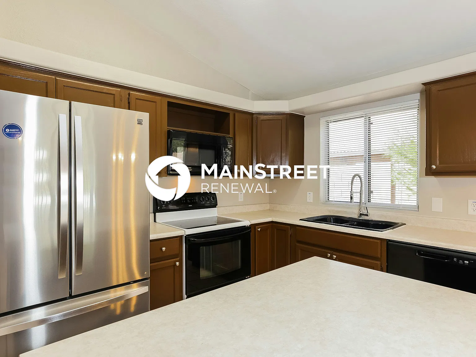 118 Villa Theresa Dr — Photo 4